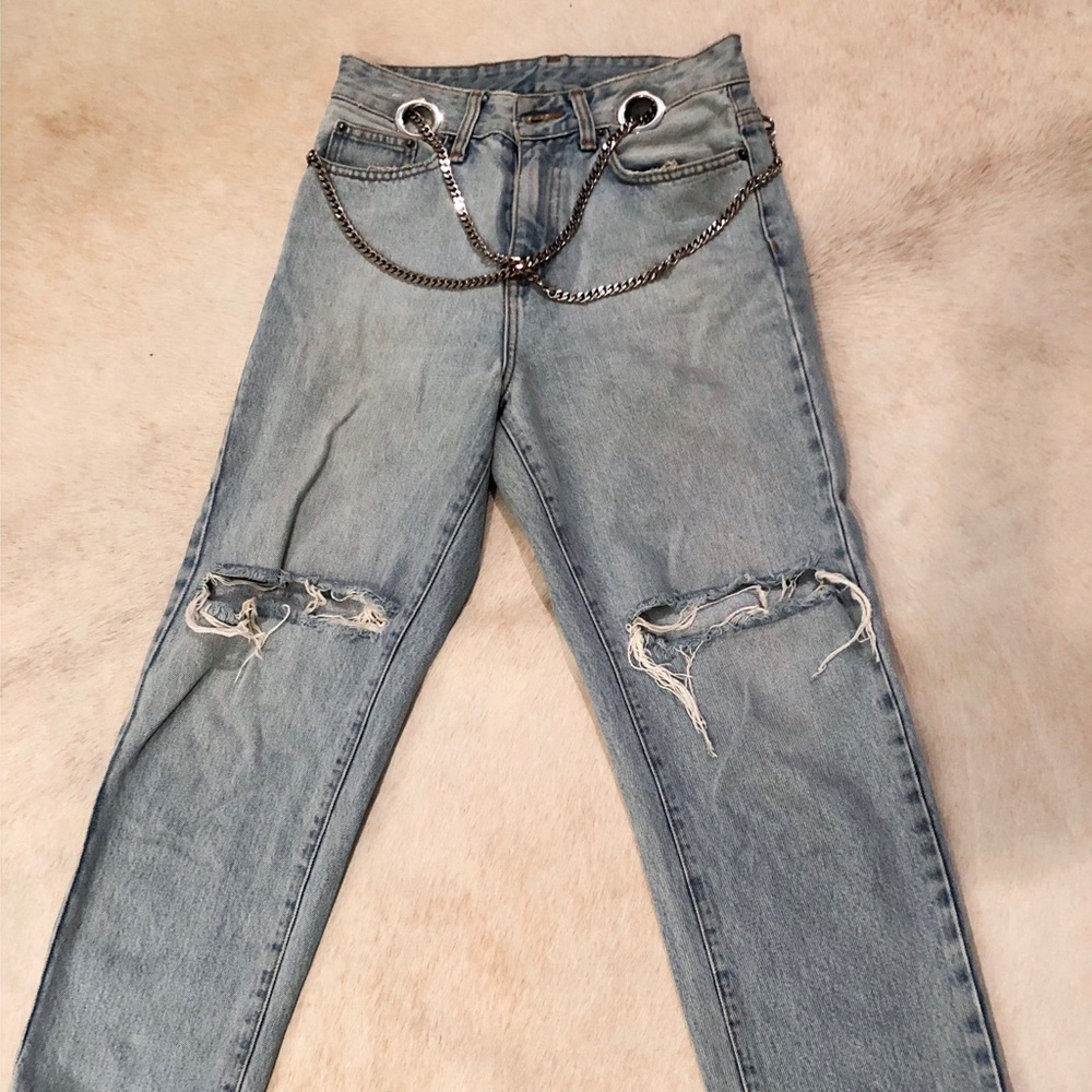 LF Stores Carmar Denim Chain Detail Jean!